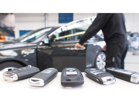 Уязвимости автомобилей с бесключевым доступом