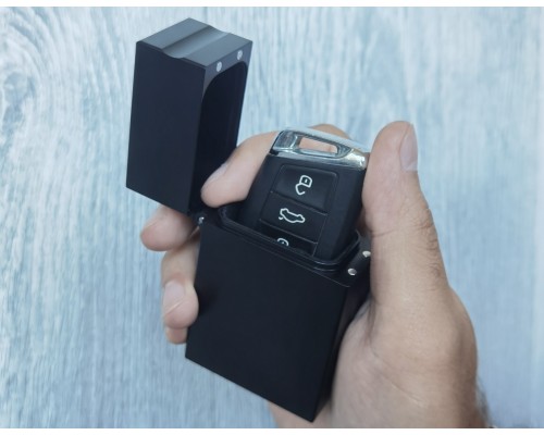 Экранирующий чехол-кейс SiLock Titan Black